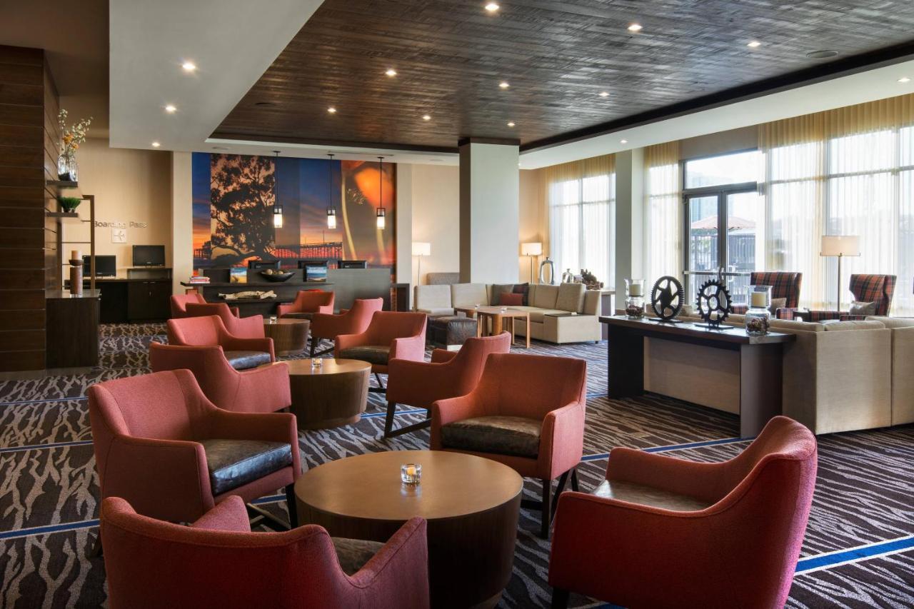 Courtyard By Marriott Irvine Spectrum Eksteriør billede