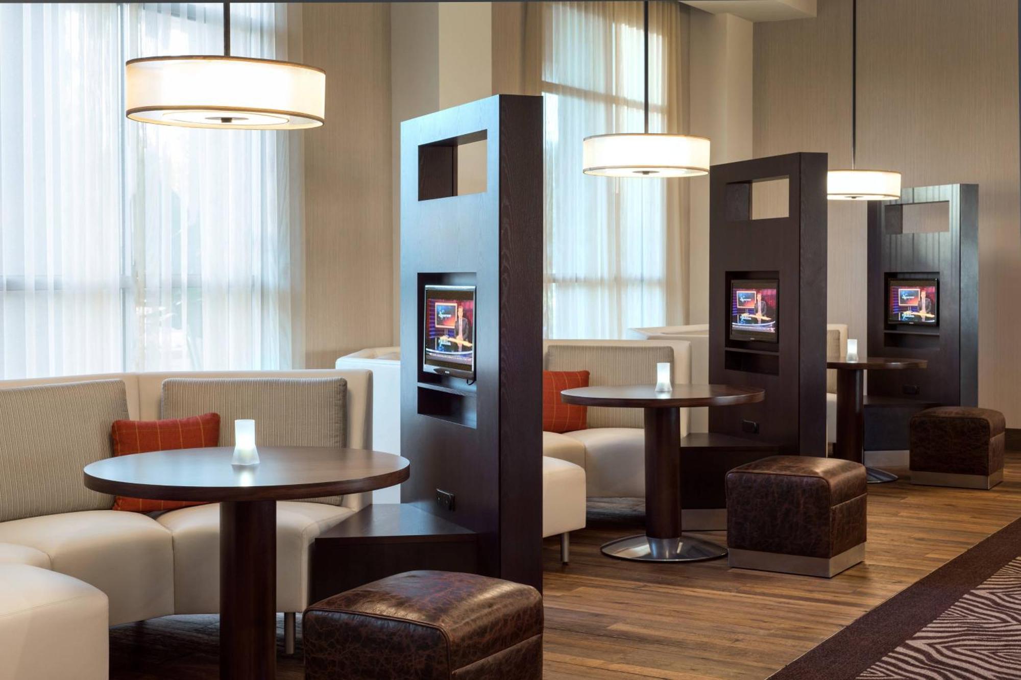 Courtyard By Marriott Irvine Spectrum Eksteriør billede